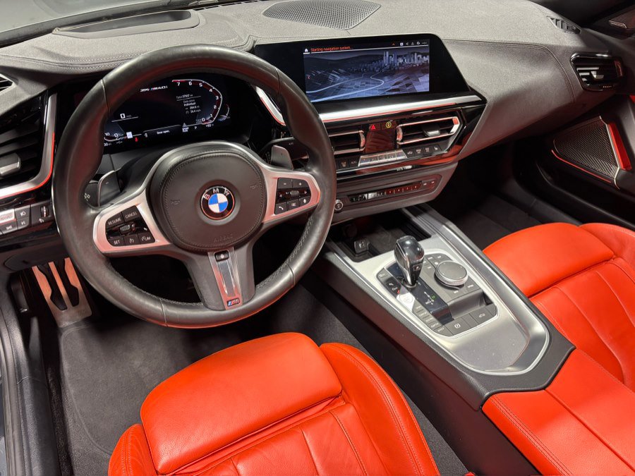 Used 2020 BMW Z4 M40i w/ Executive Package RWD image 15