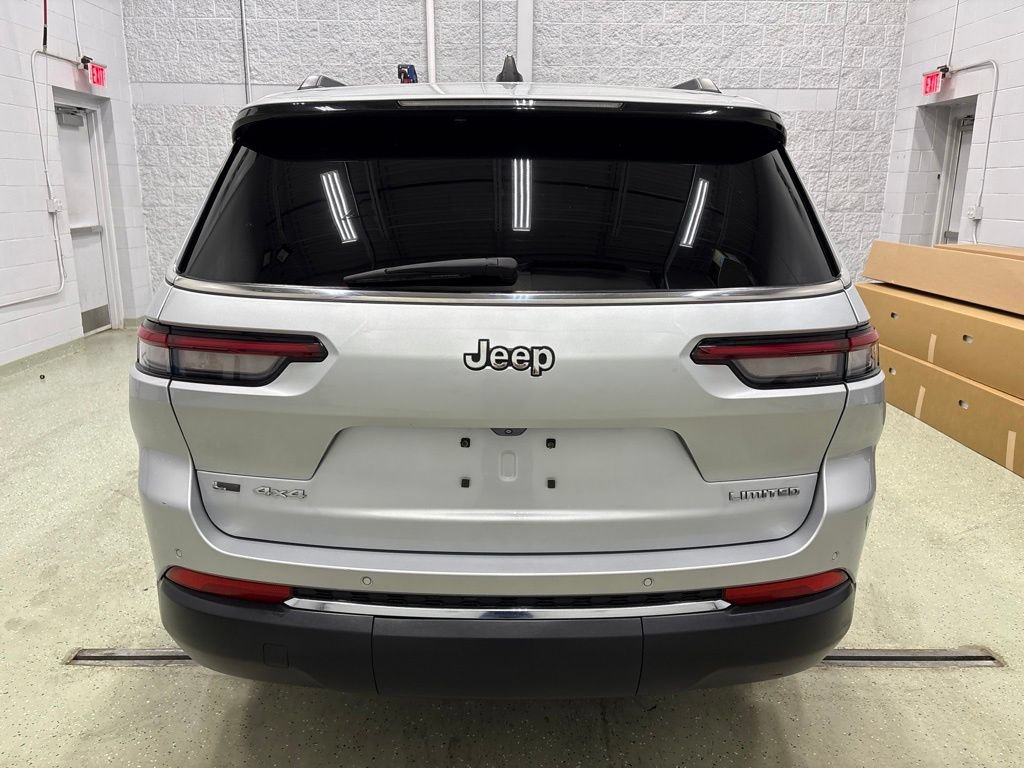 Used 2021 Jeep Grand Cherokee L Limited AWD/4WD image 5