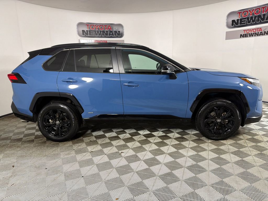 Used 2022 Toyota RAV4 XSE image 3