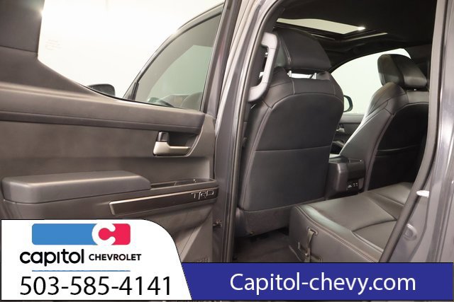 Used 2024 Toyota Tacoma TRD Sport w/ TRD Sport Premium Package AWD/4WD image 31