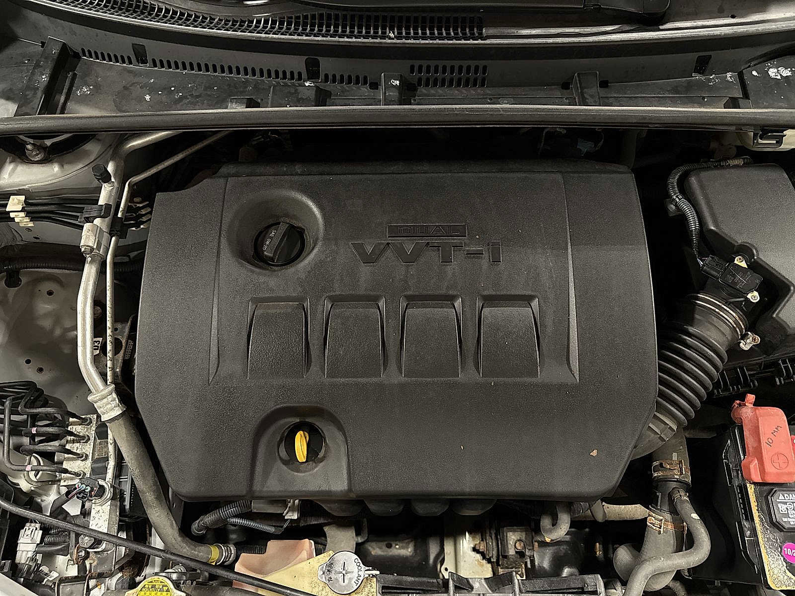 Used 2014 Toyota Corolla LE image 11