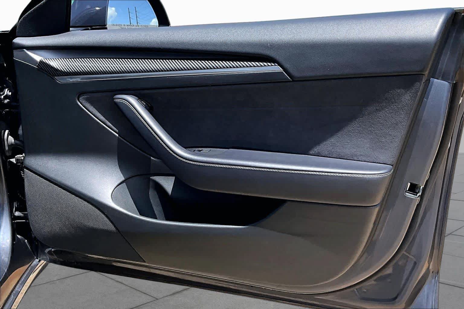 Used 2022 Tesla Model 3 Standard Range RWD image 18