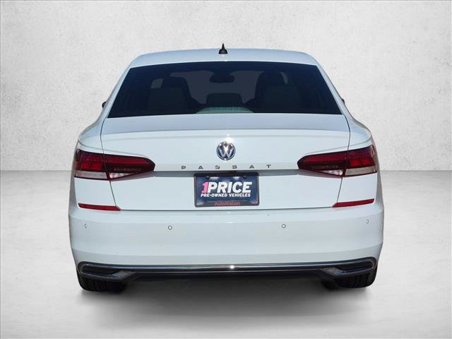Used 2020 Volkswagen Passat 2.0T SEL FWD image 7