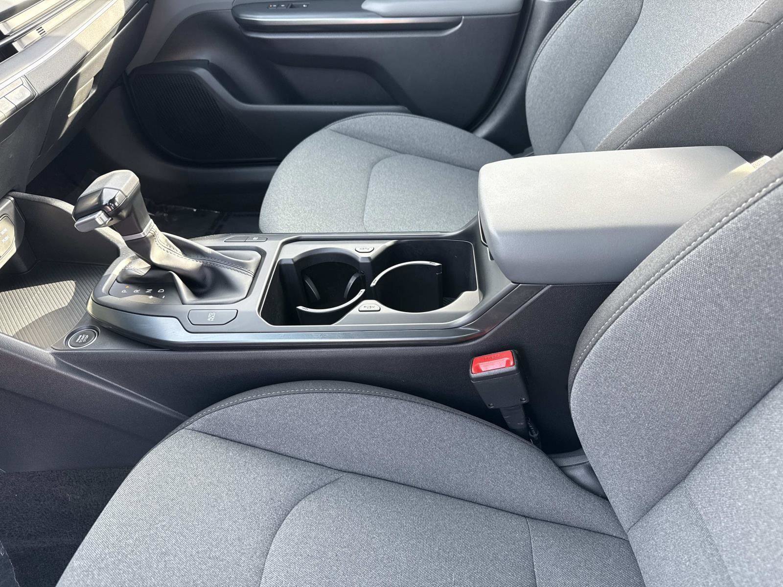 Used 2025 Kia K4 LXS image 15