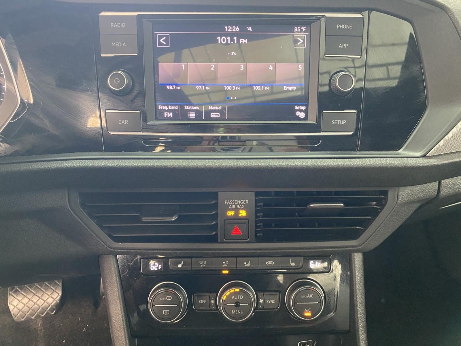 Used 2019 Volkswagen Jetta R-Line FWD image 20