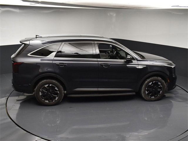 Certified 2025 Kia Sorento S w/ Panoramic Sunroof Package image 48