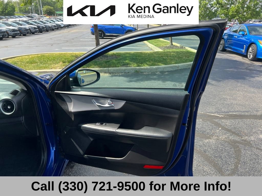 Certified 2023 Kia Forte LXS FWD image 53