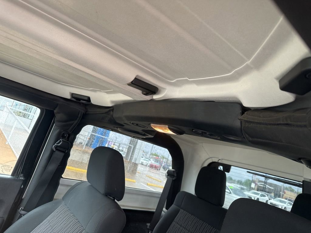 Used 2012 Jeep Wrangler Sahara AWD/4WD image 3