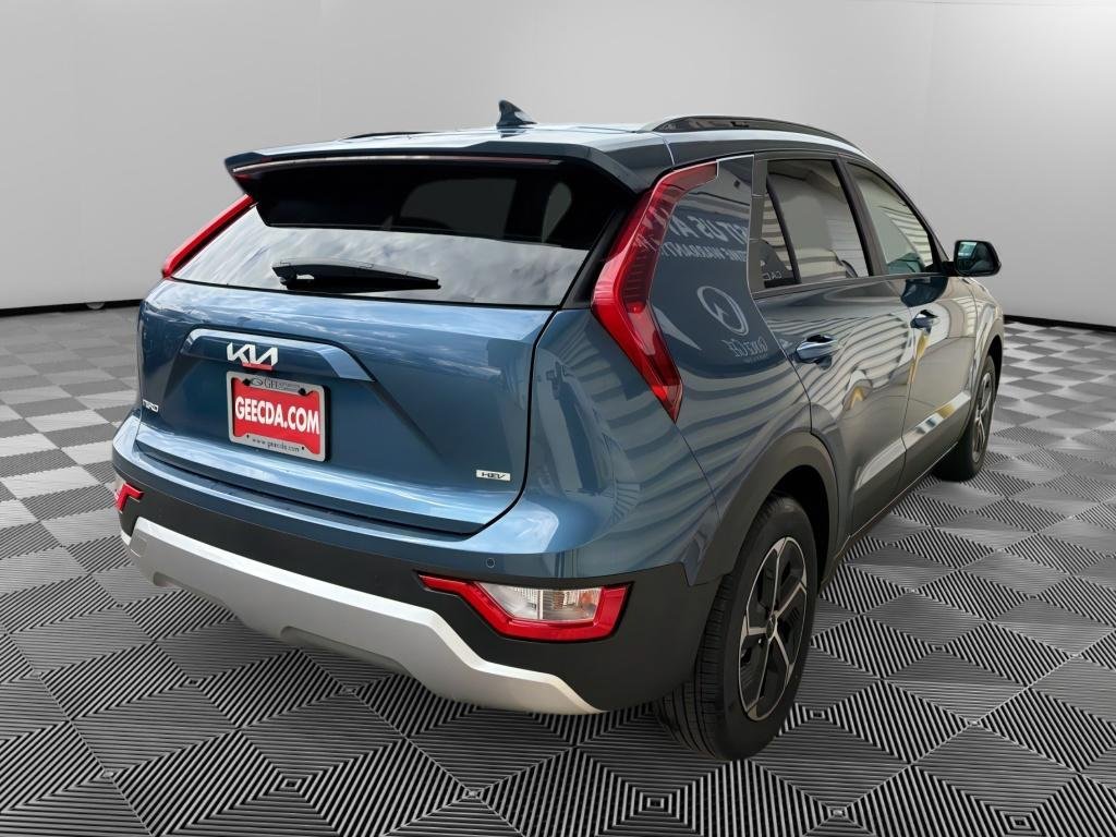 New 2026 Kia Niro EX FWD image 4