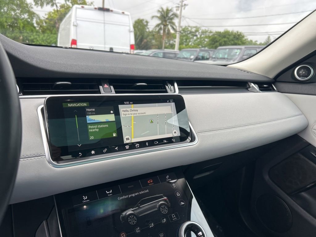 Used 2020 Land Rover Range Rover Evoque SE image 12