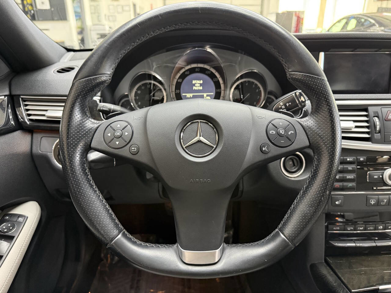 Used 2010 Mercedes-Benz E 350 Sedan w/ Premium 1 Pkg image 22