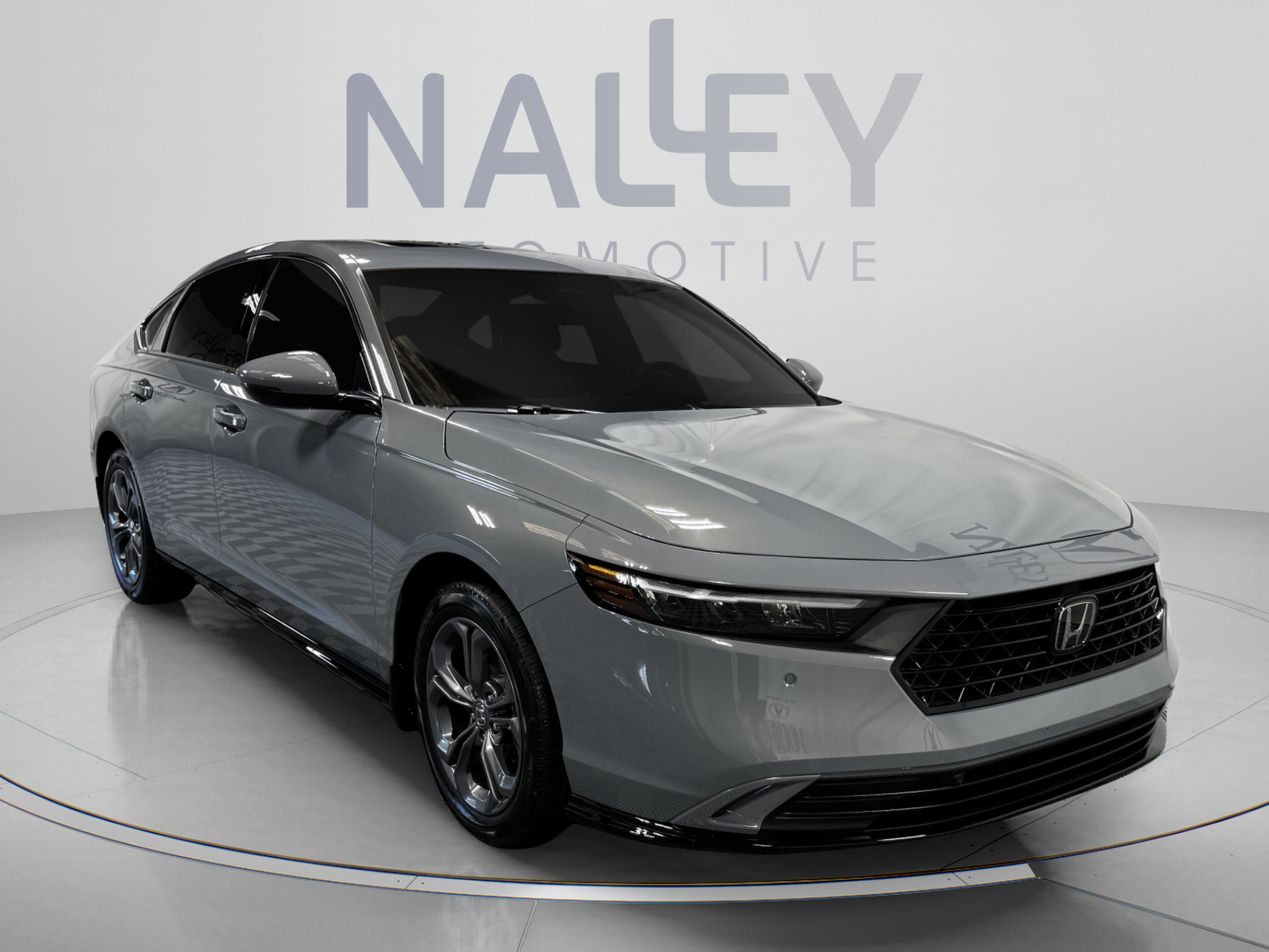 Used 2025 Honda Accord EX-L image 7
