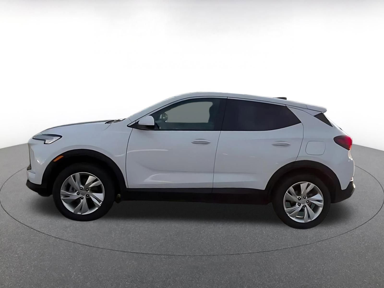 Used 2025 Buick Encore GX Preferred image 8