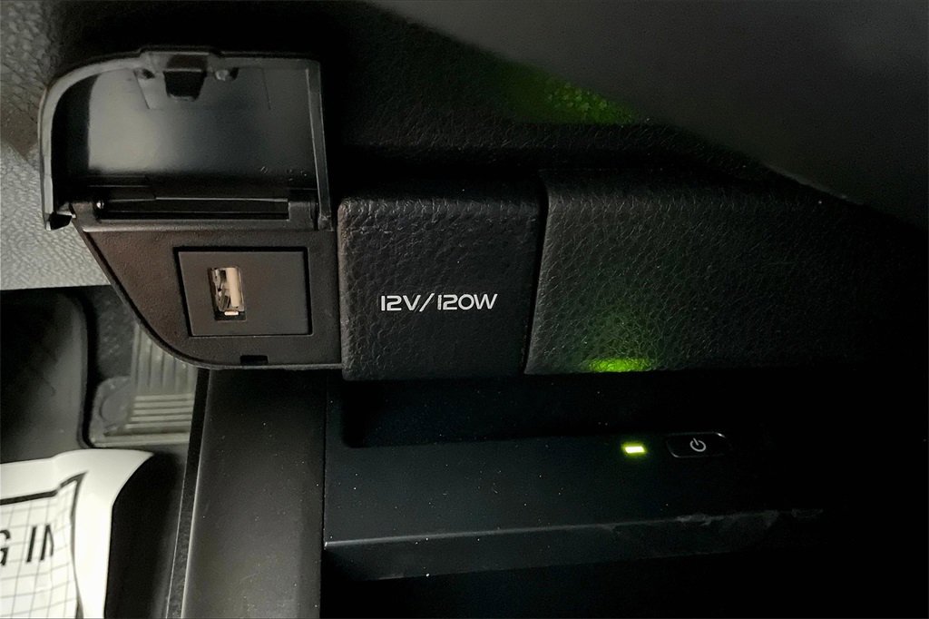 Used 2024 Toyota Camry XSE image 32