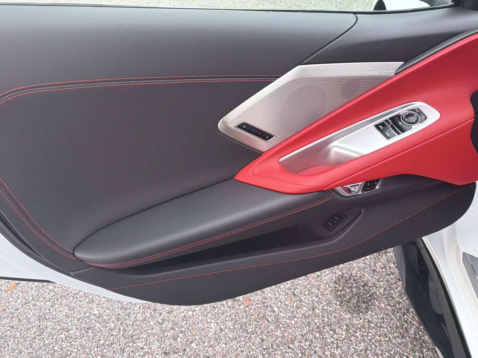Used 2026 Chevrolet Corvette Z06 RWD image 11