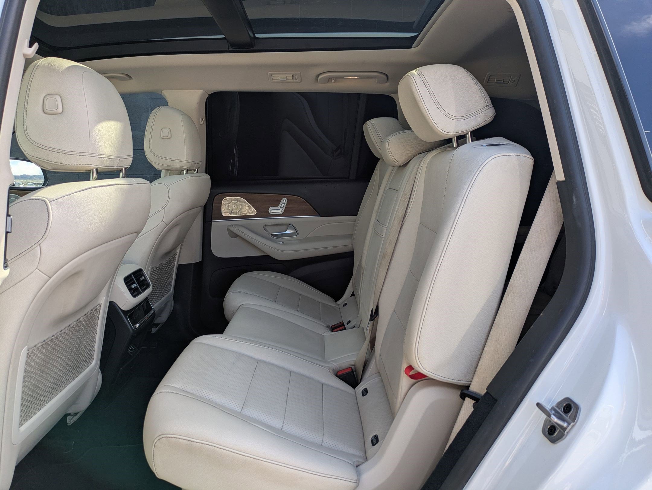 Used 2022 Mercedes-Benz GLS 450 4MATIC image 26
