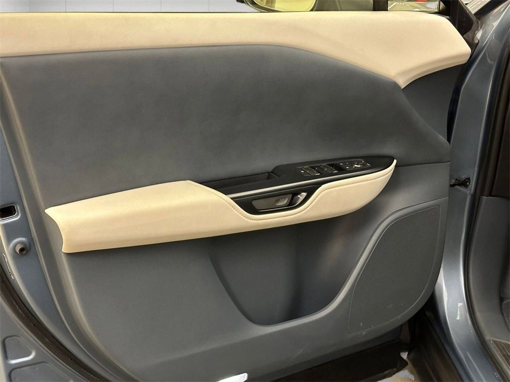 Used 2024 Lexus RZ 300e Premium image 15