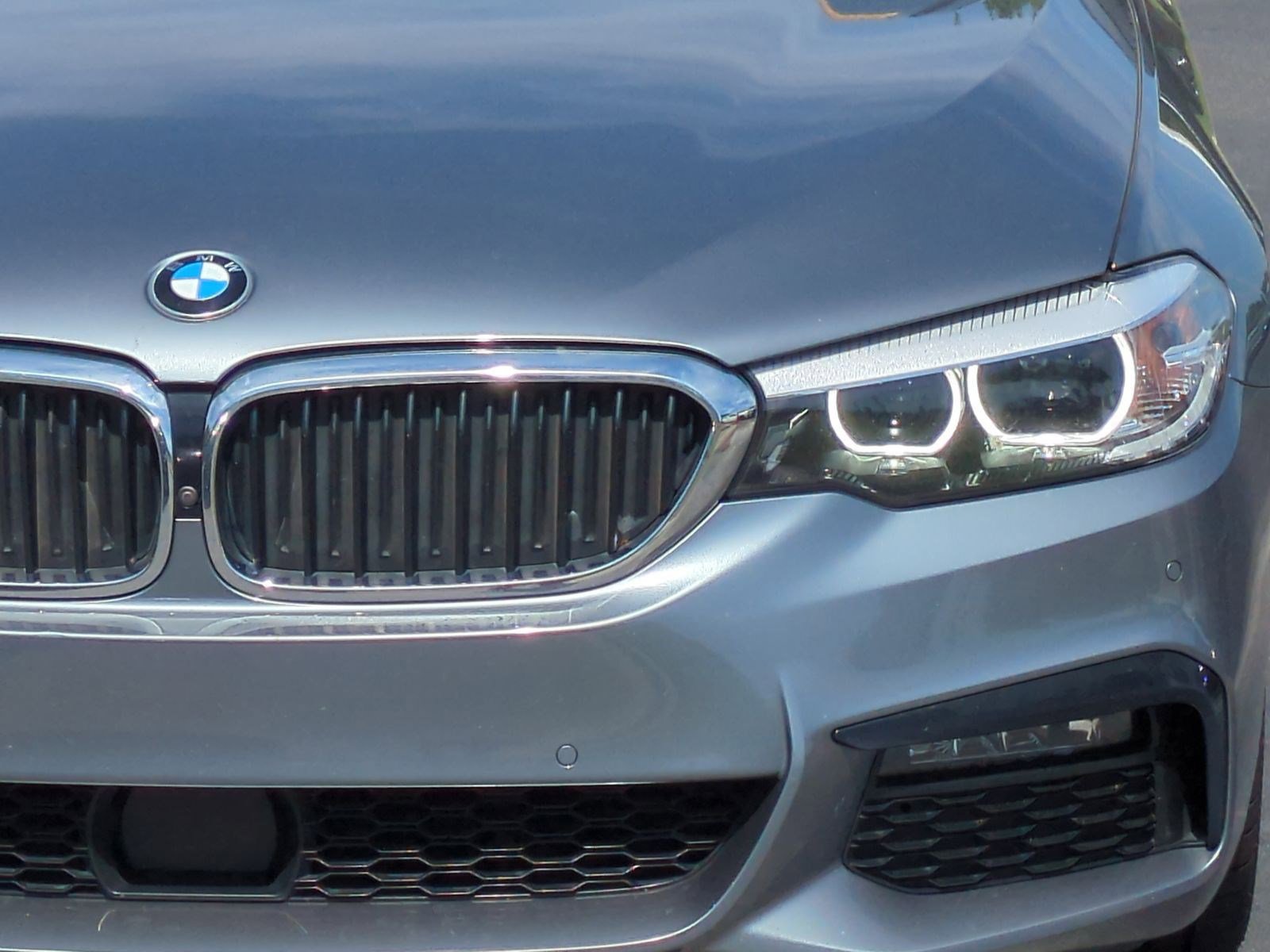 Used 2019 BMW 530i w/ M Sport Package RWD image 6