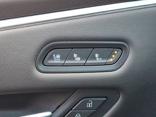 Used 2022 Cadillac Escalade Sport w/ Touring Package image 29