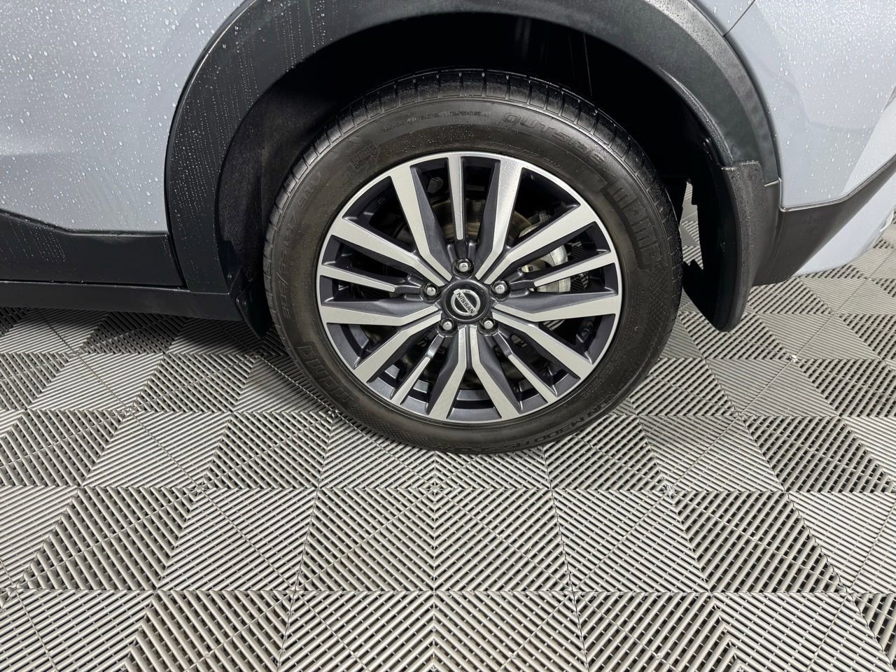 Used 2021 Nissan Kicks SV image 32