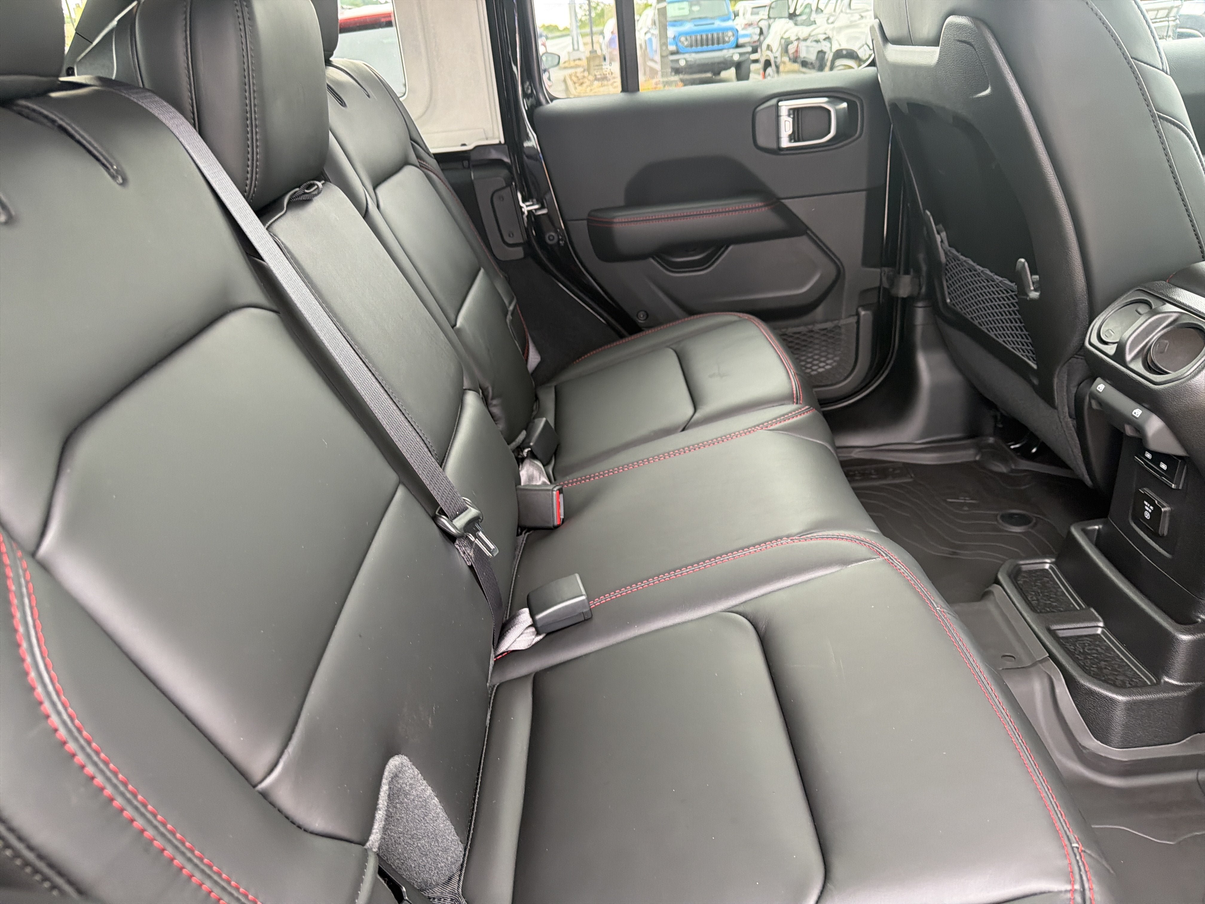 New 2026 Jeep Wrangler Unlimited Rubicon AWD/4WD image 28