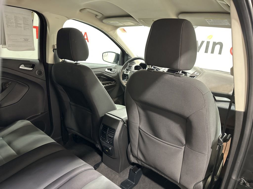 Used 2016 Ford Escape SE w/ Equipment Group 201A image 16