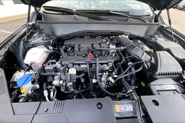 New 2026 Hyundai Kona Limited FWD image 11