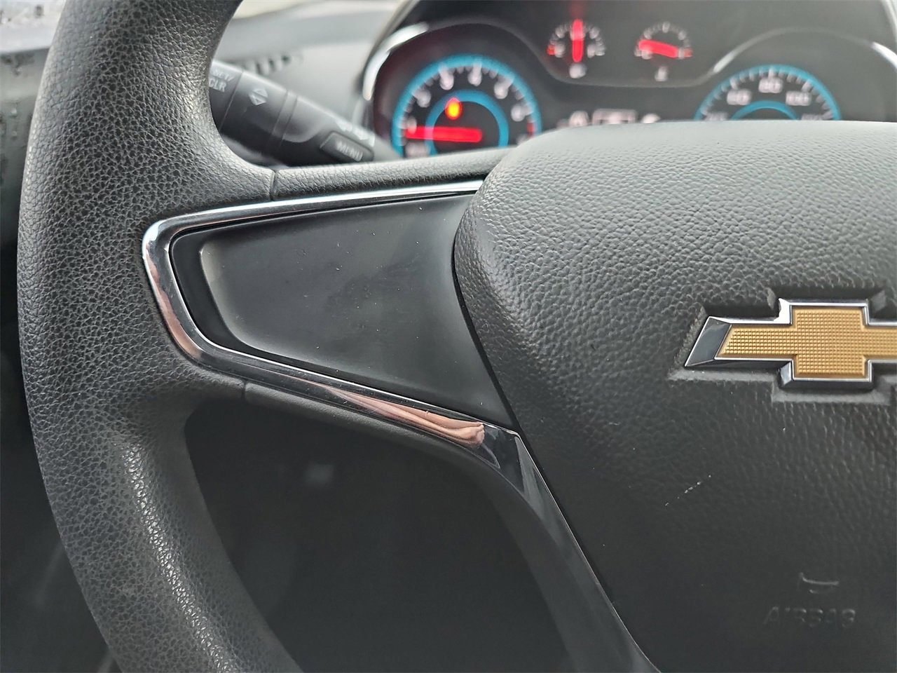 Used 2018 Chevrolet Cruze LS image 19