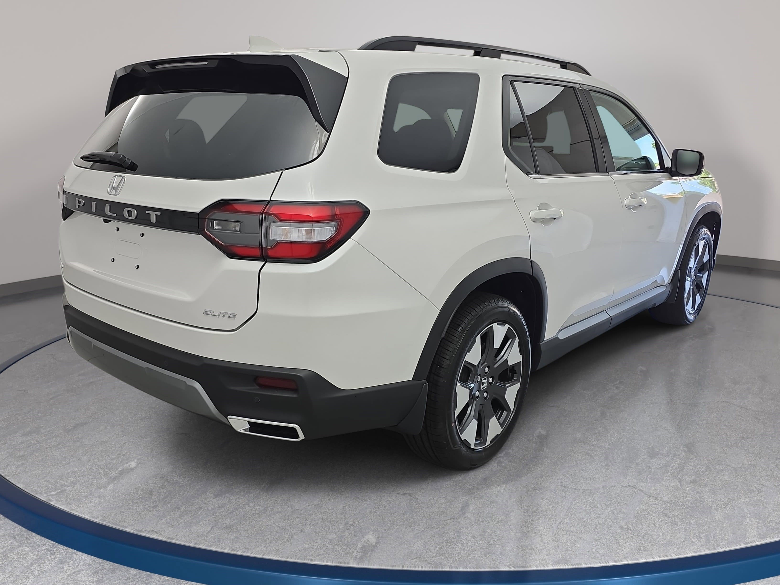 New 2026 Honda Pilot Elite image 5