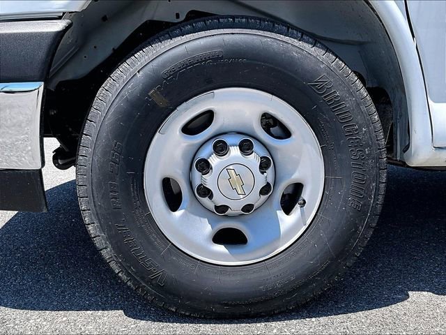 New 2025 Chevrolet Express 2500 w/ Enhanced Convenience Package RWD image 7