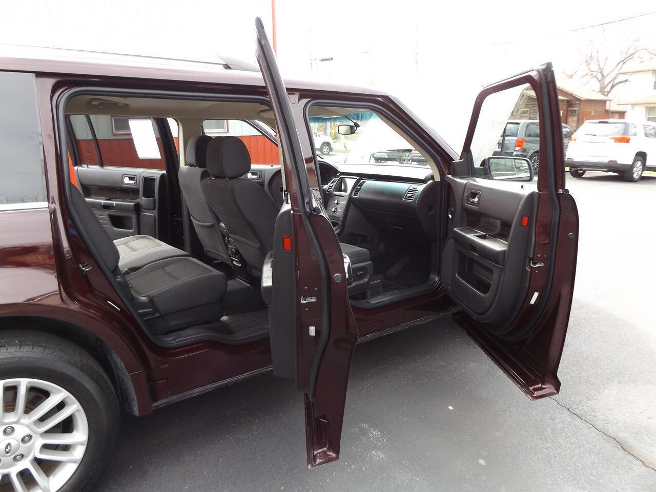 Used 2018 Ford Flex SEL image 20