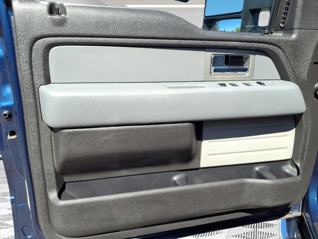 Used 2011 Ford F150 XLT w/ XLT Chrome Pkg AWD/4WD image 17