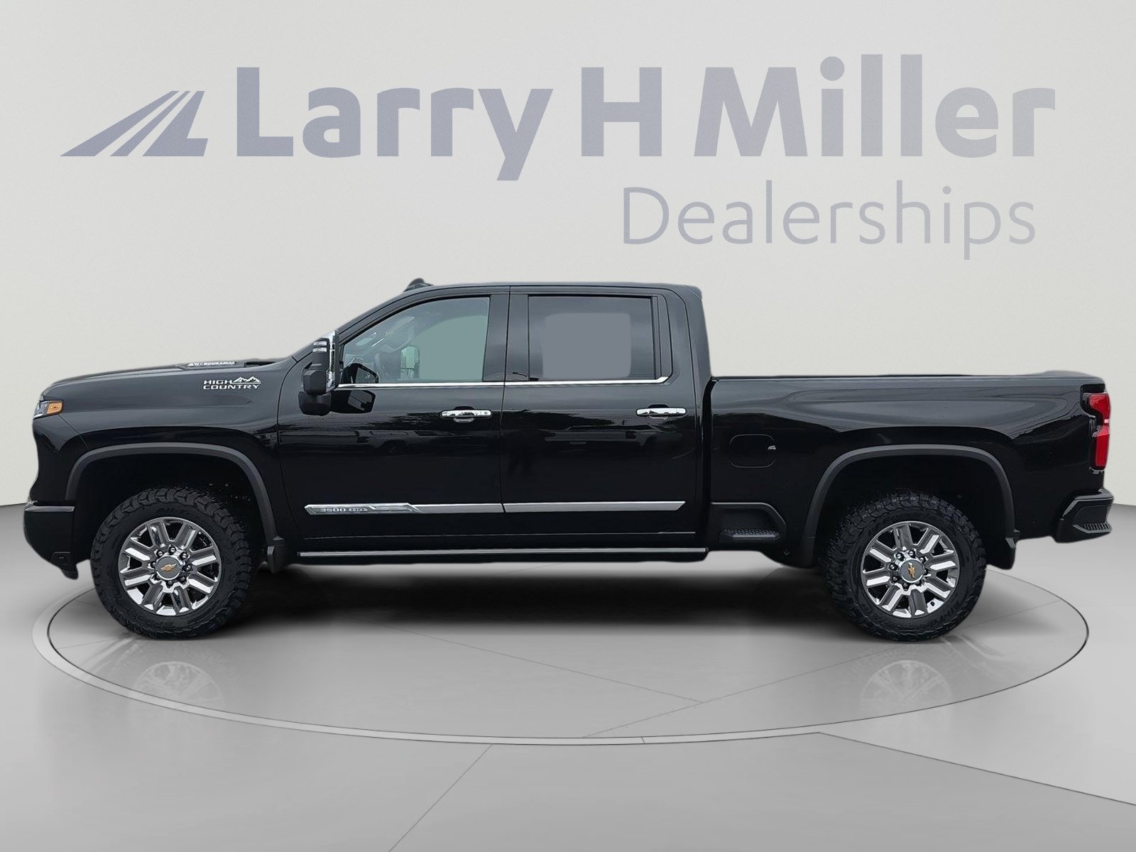 New 2026 Chevrolet Silverado 3500 High Country w/ Technology Package AWD/4WD image 5