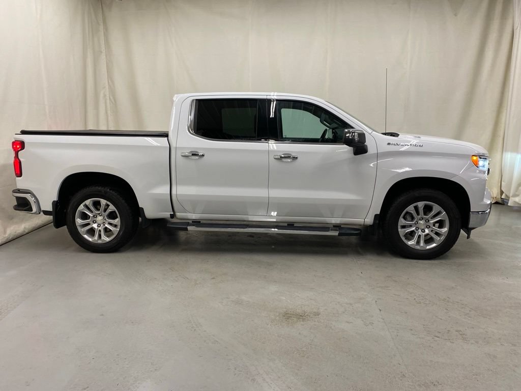Used 2024 Chevrolet Silverado 1500 LTZ w/ LTZ Convenience Package II AWD/4WD image 9