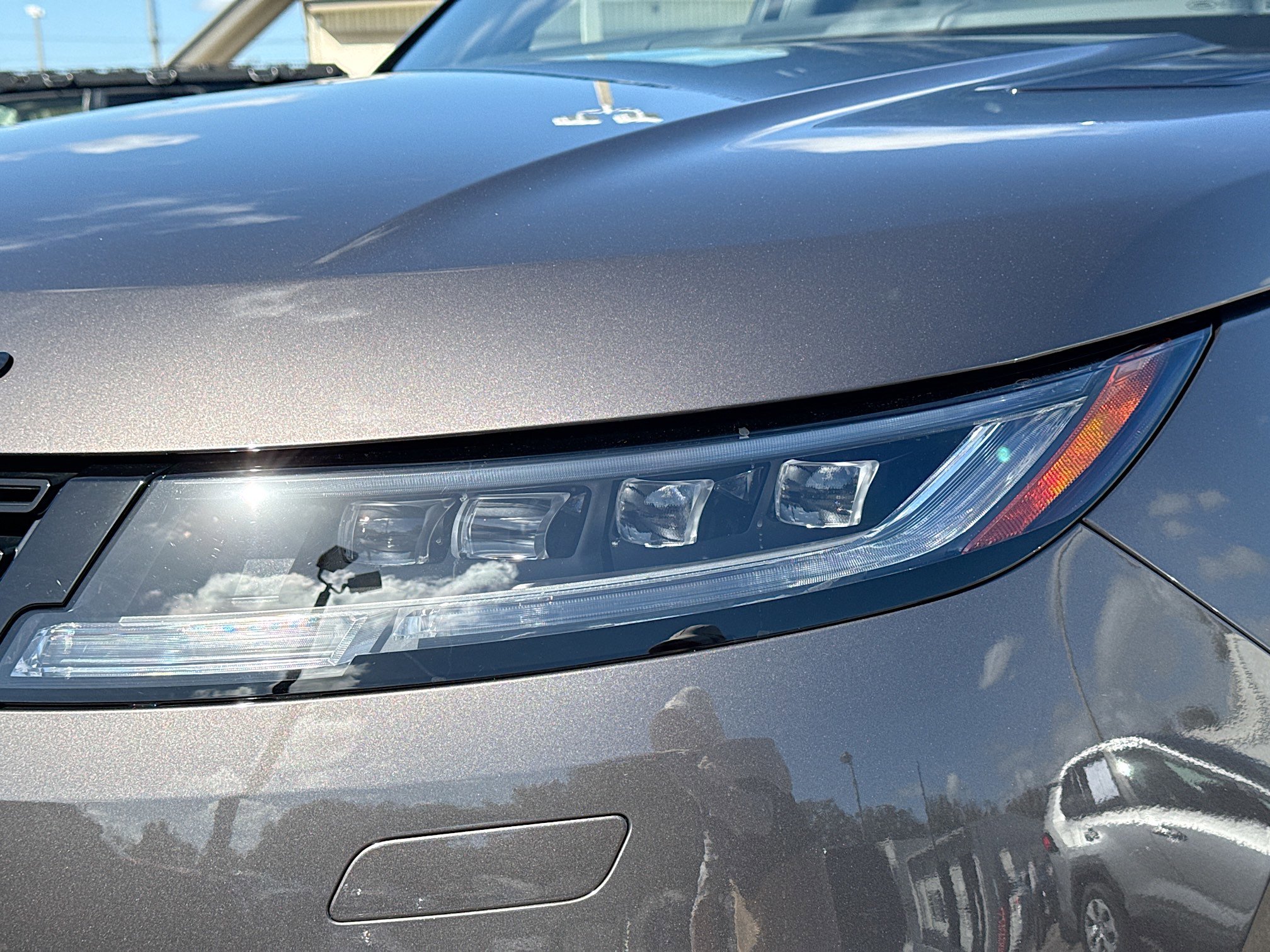 Used 2025 Land Rover Range Rover Sport Dynamic SE image 9