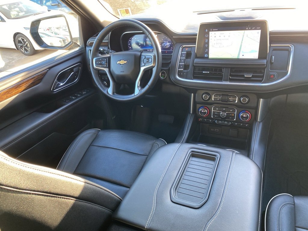 Used 2023 Chevrolet Tahoe Premier w/ Premium Package image 20