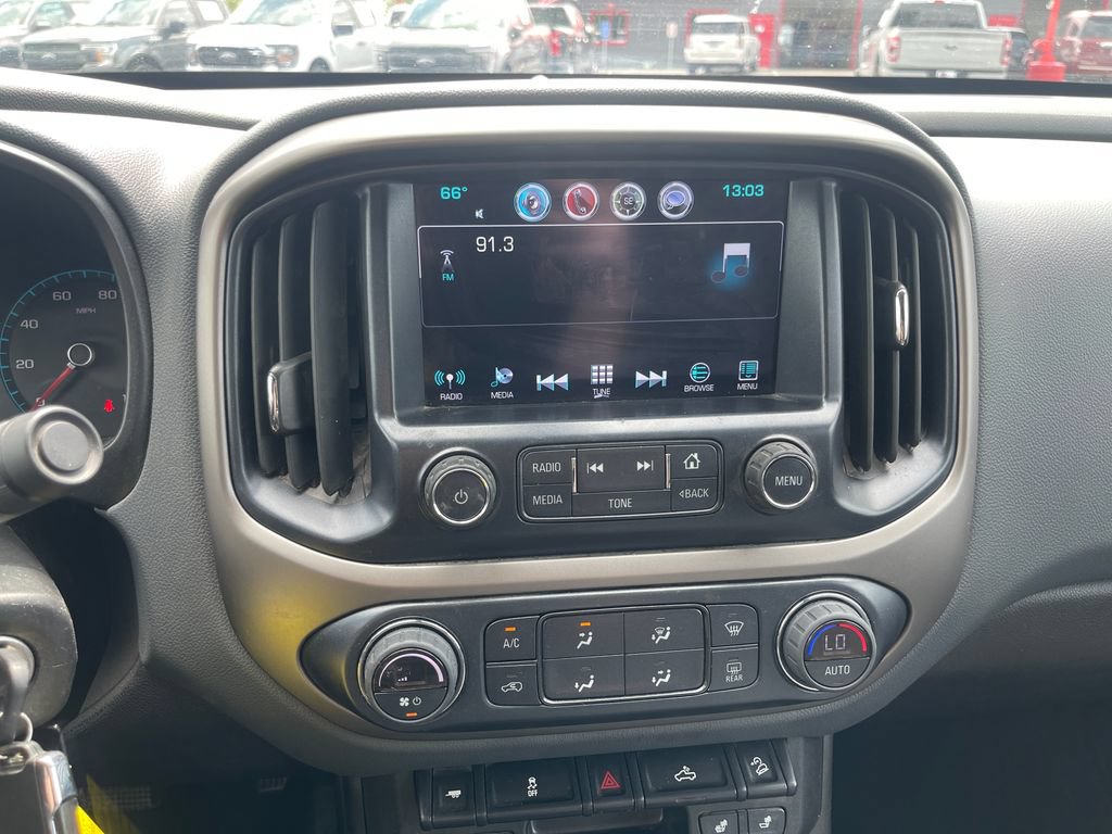 Used 2017 Chevrolet Colorado Z71 AWD/4WD image 34