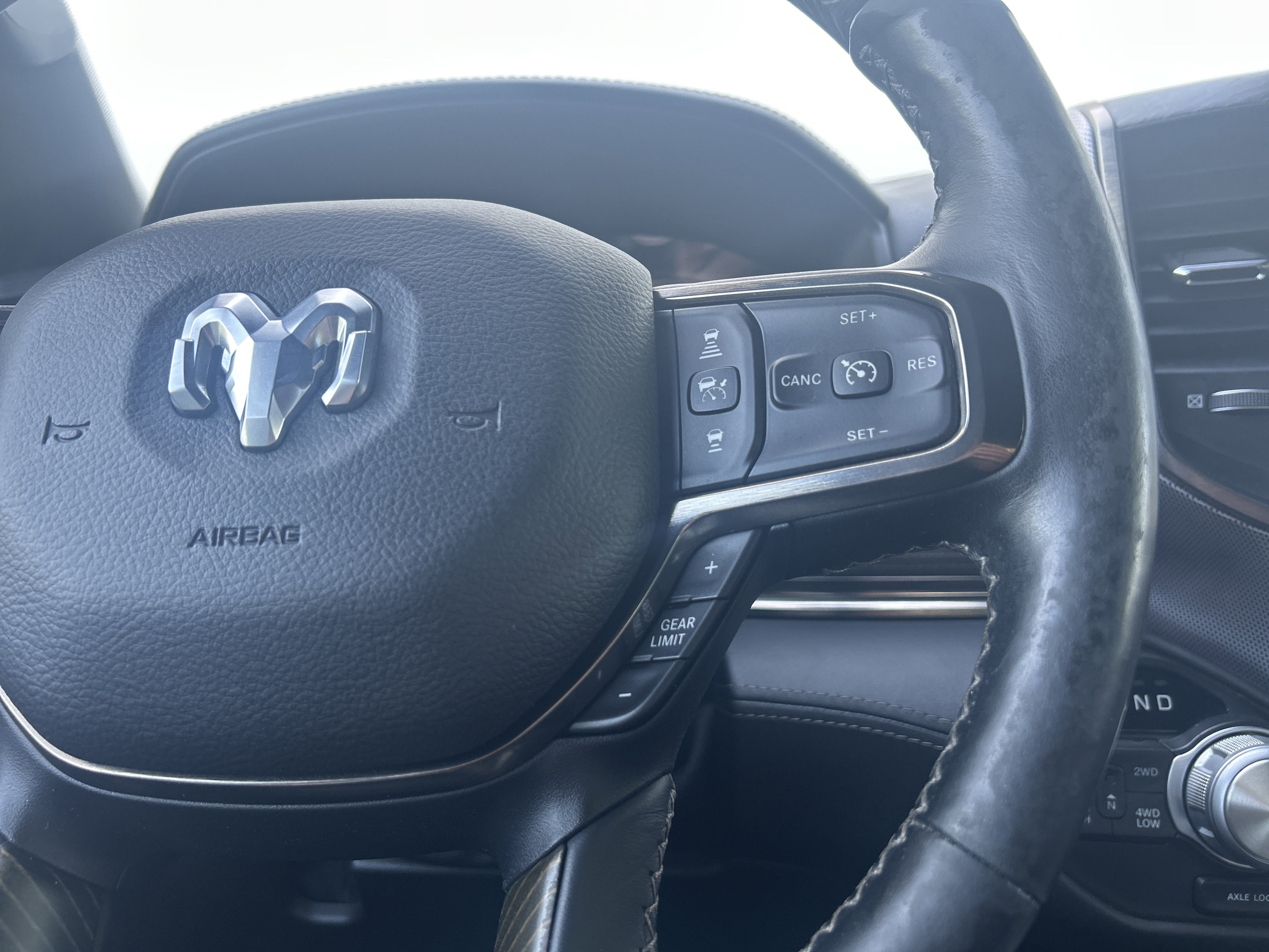 Used 2019 RAM 1500 Limited AWD/4WD image 19