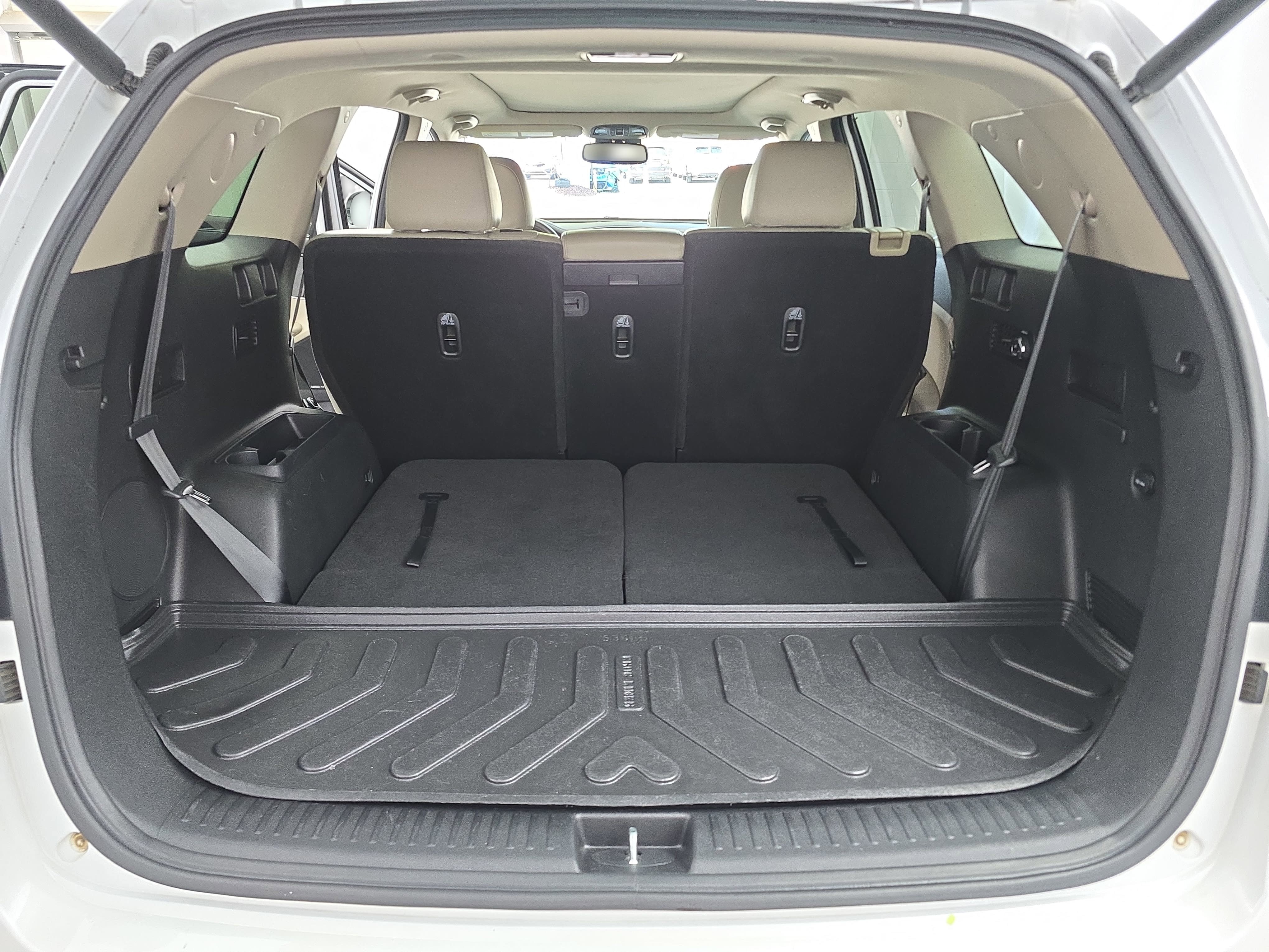 Used 2019 Kia Sorento EX w/ EX Touring Package FWD image 13