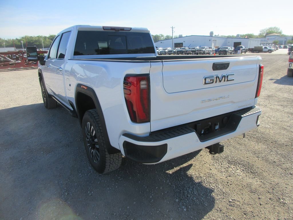 New 2026 GMC Sierra 2500 Denali Ultimate AWD/4WD image 9