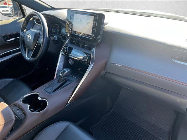 Certified 2021 Toyota Venza XLE w/ Carpet Mat Package (TMS) image 23