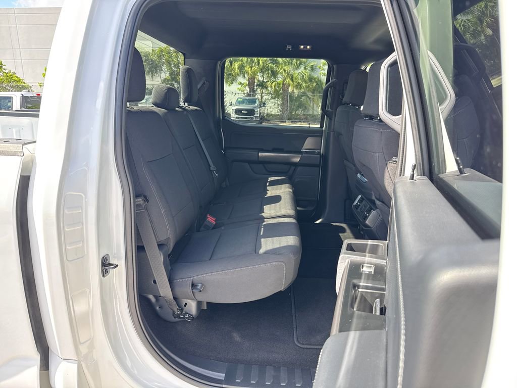 Used 2024 Ford F150 XLT w/ XLT Black Appearance Package RWD image 28