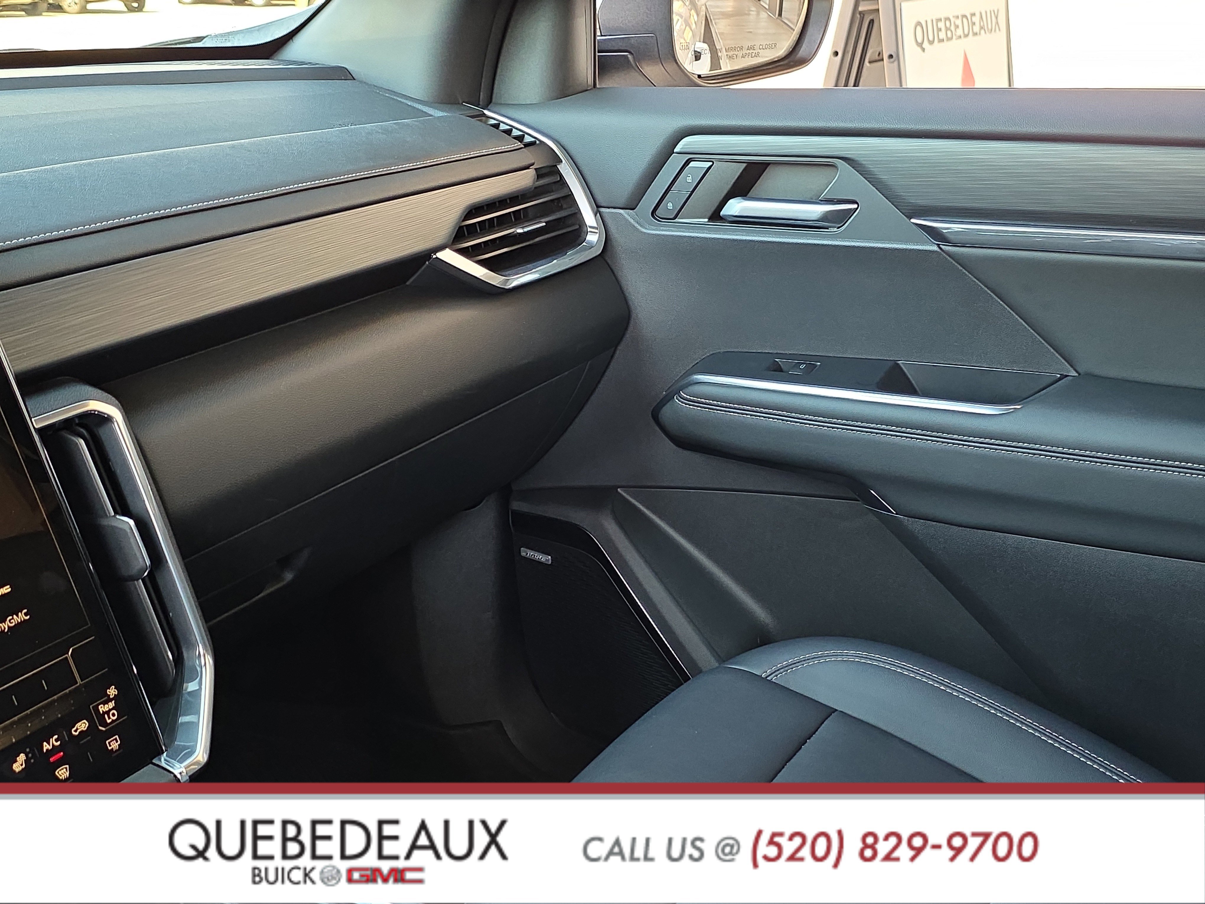 Used 2024 GMC Acadia Elevation w/ Luxury Package image 19