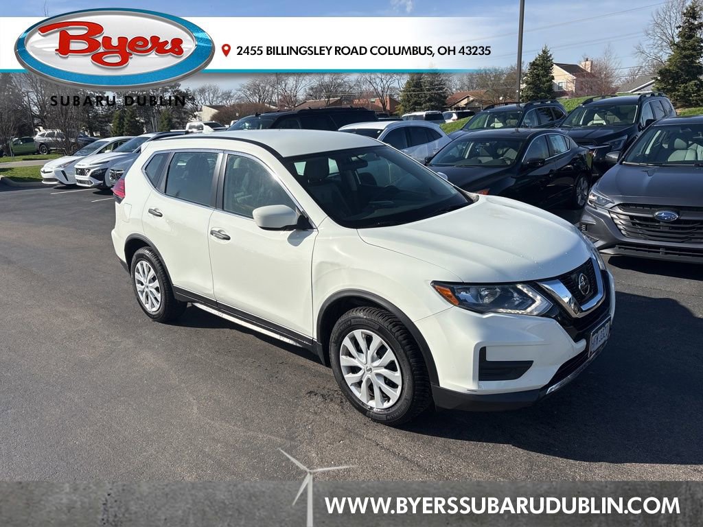 Used 2017 Nissan Rogue S image 1