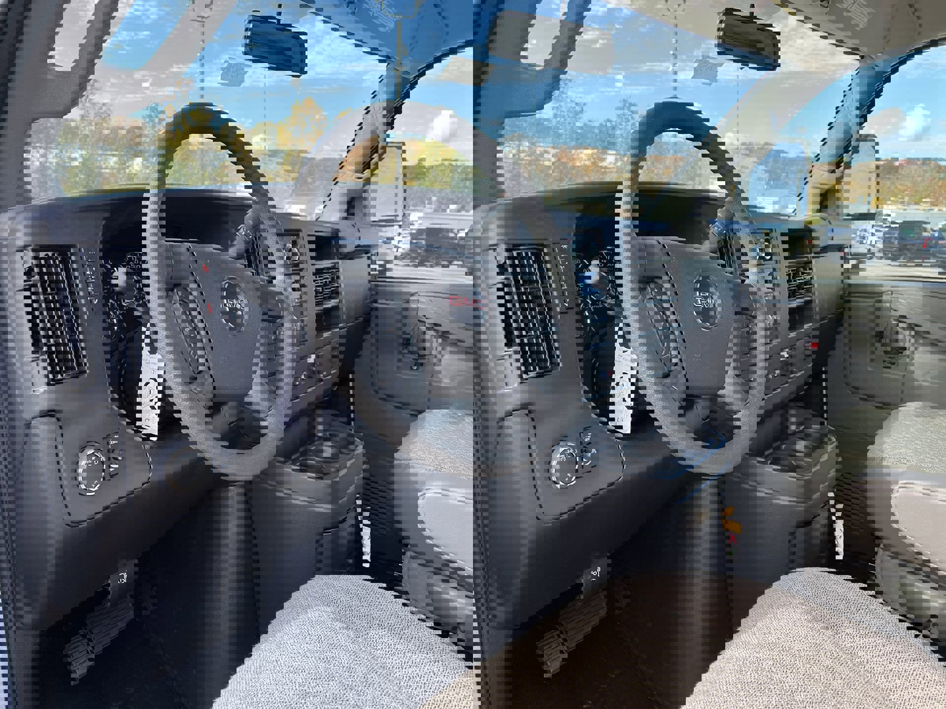 New 2025 GMC Savana 3500 w/ Power Convenience Package image 41