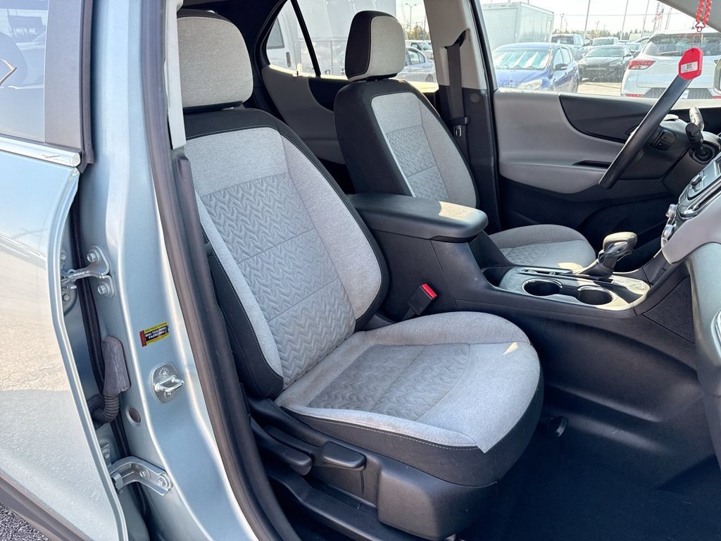 Used 2022 Chevrolet Equinox LT FWD image 25