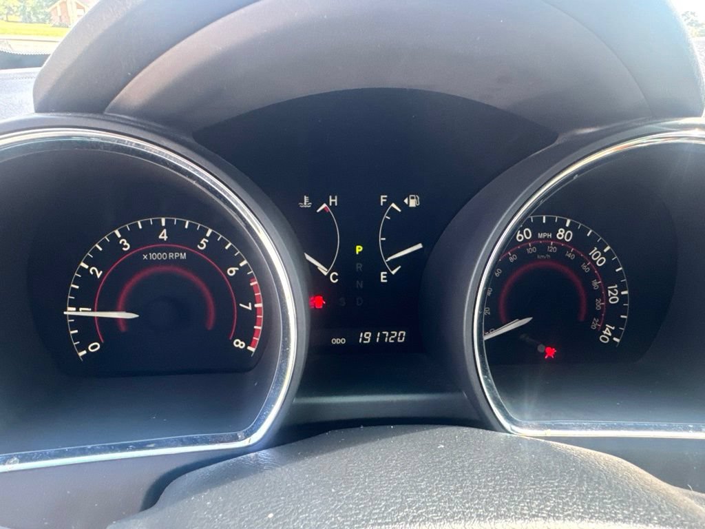 Used 2012 Toyota Highlander Limited FWD image 16