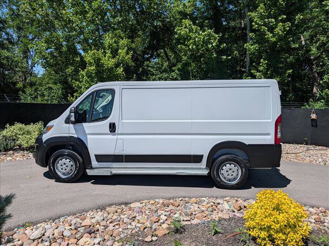 Used 2023 RAM ProMaster 2500 FWD image 2