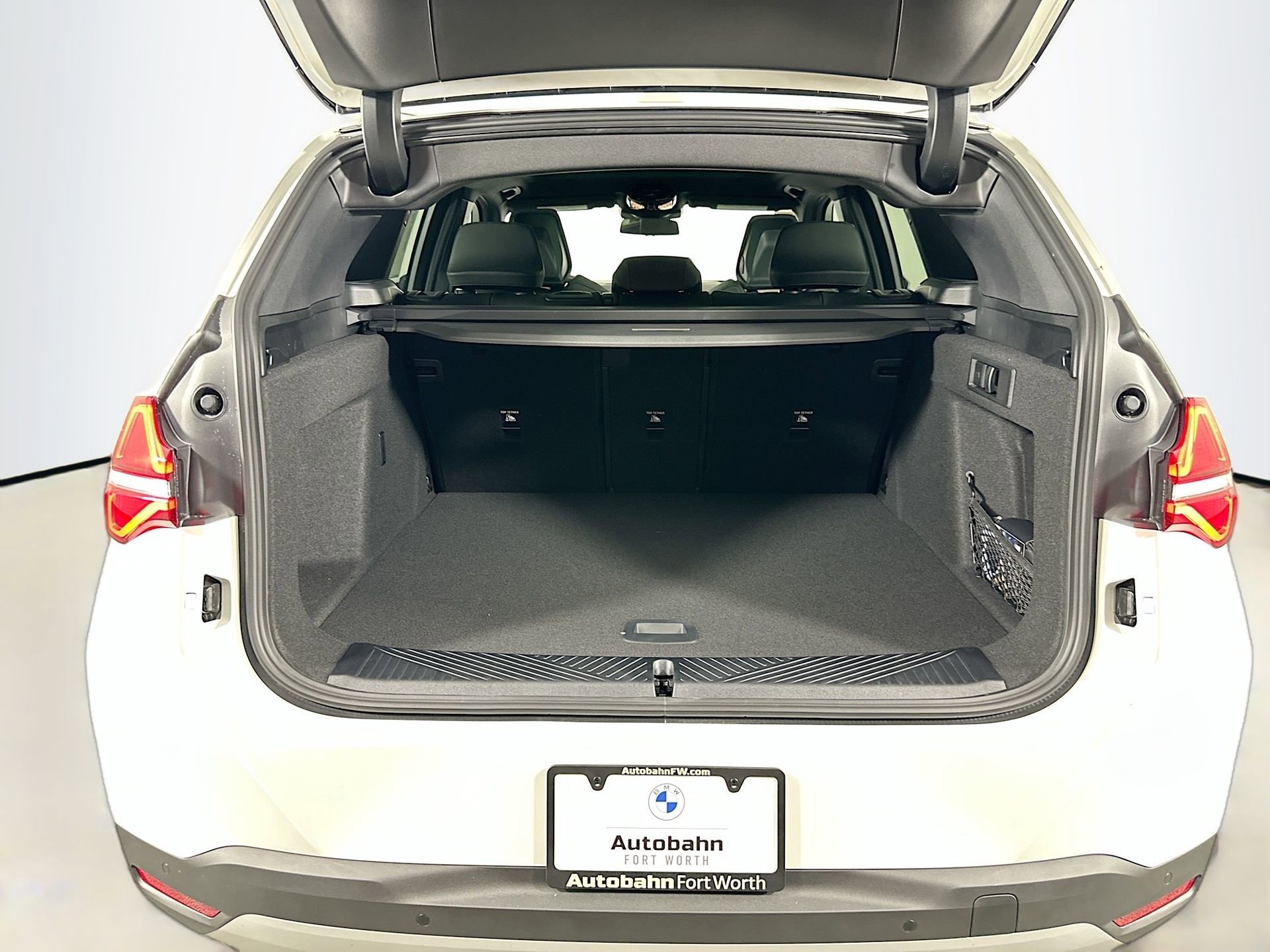 Certified 2025 BMW X3 xDrive30i w/ Convenience Package image 28