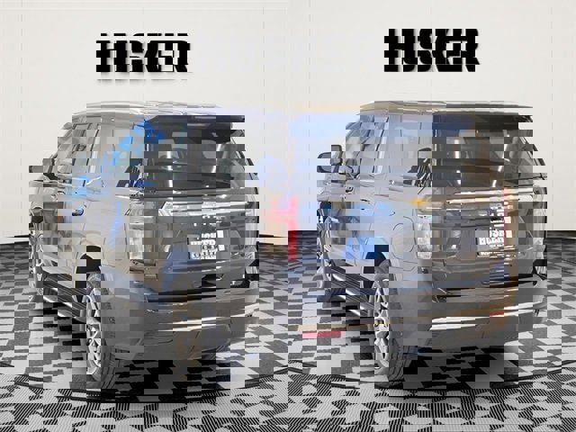 Used 2022 Chevrolet Tahoe LT w/ LT Signature Package image 5